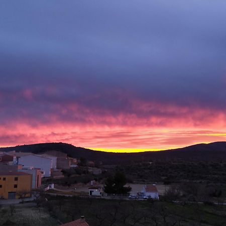 Casa Rural El Planet De Maella Casa Rural En Castellon Casa Rural Con Jacuzzi Casa Rural En Xert Casa Rural Cerca De Morella Chert ภายนอก รูปภาพ