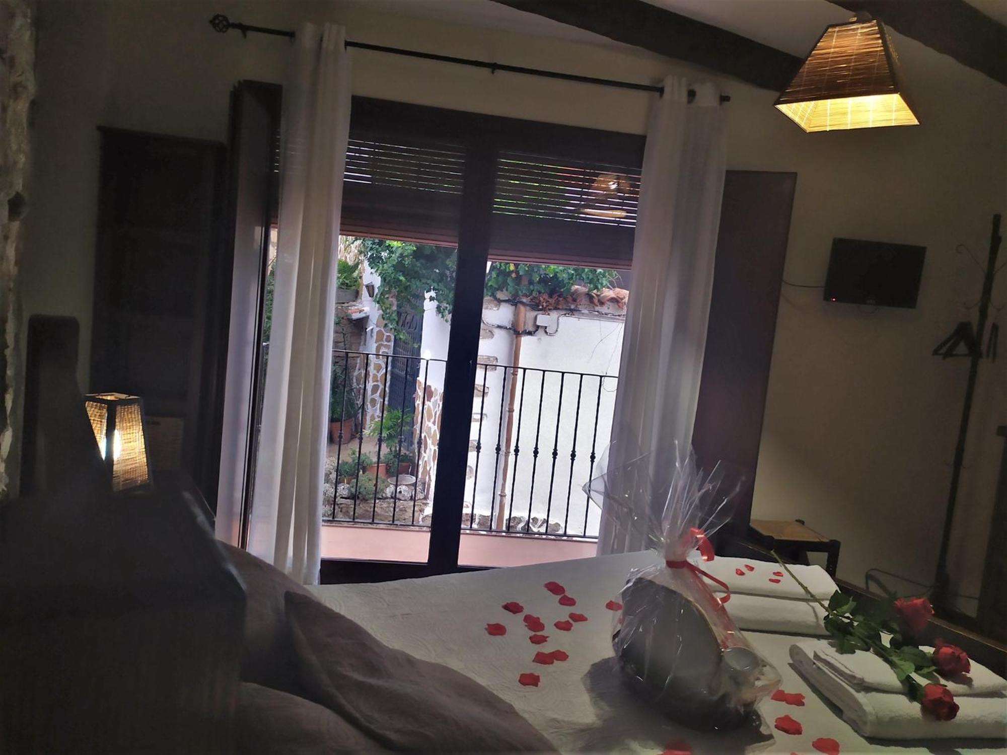 Casa Rural El Planet De Maella Casa Rural En Castellon Casa Rural Con Jacuzzi Casa Rural En Xert Casa Rural Cerca De Morella Chert ภายนอก รูปภาพ