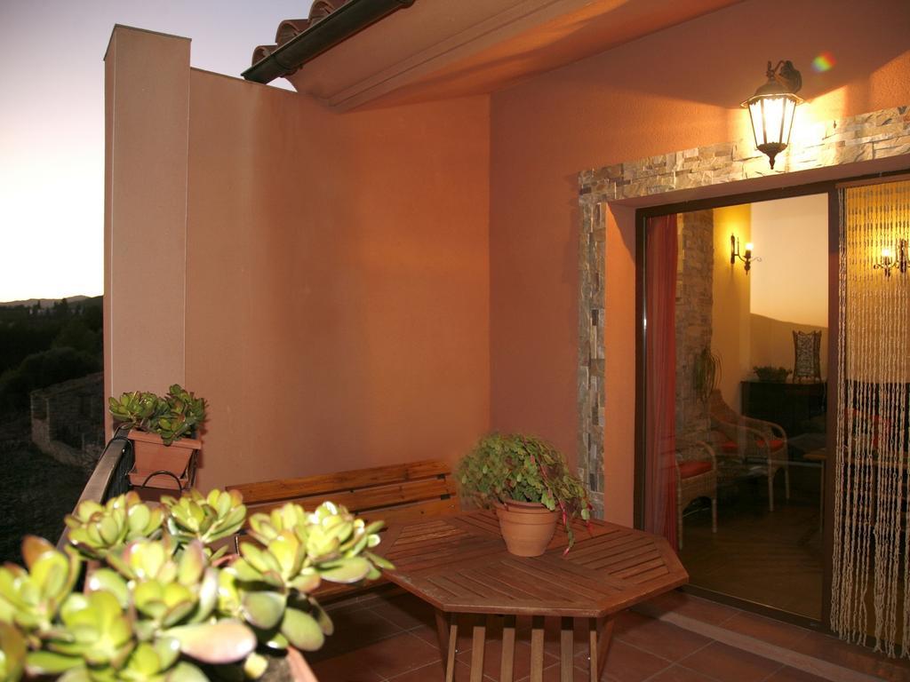 Casa Rural El Planet De Maella Casa Rural En Castellon Casa Rural Con Jacuzzi Casa Rural En Xert Casa Rural Cerca De Morella Chert ห้อง รูปภาพ