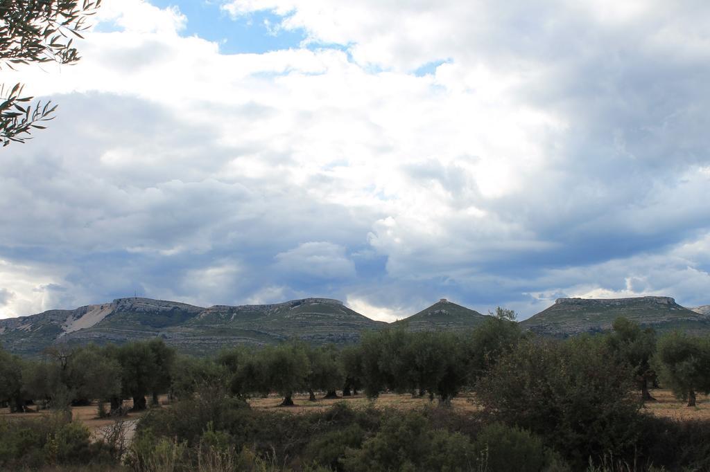 Casa Rural El Planet De Maella Casa Rural En Castellon Casa Rural Con Jacuzzi Casa Rural En Xert Casa Rural Cerca De Morella Chert ห้อง รูปภาพ